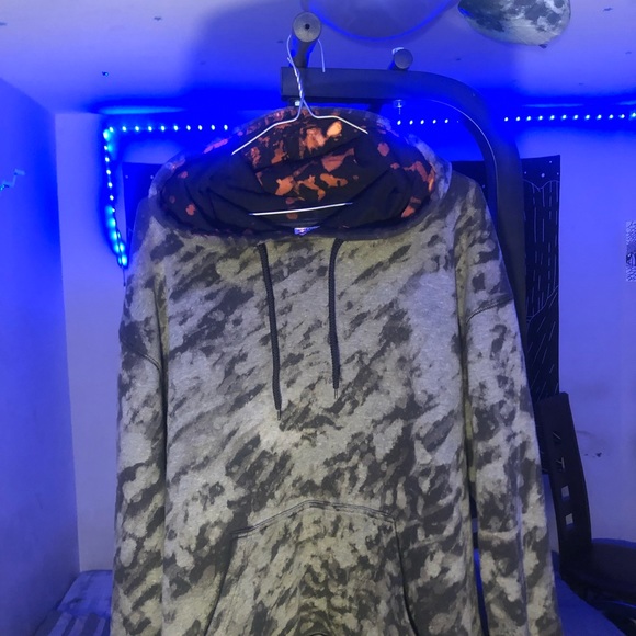 Alté style hoodie - Picture 4 of 4